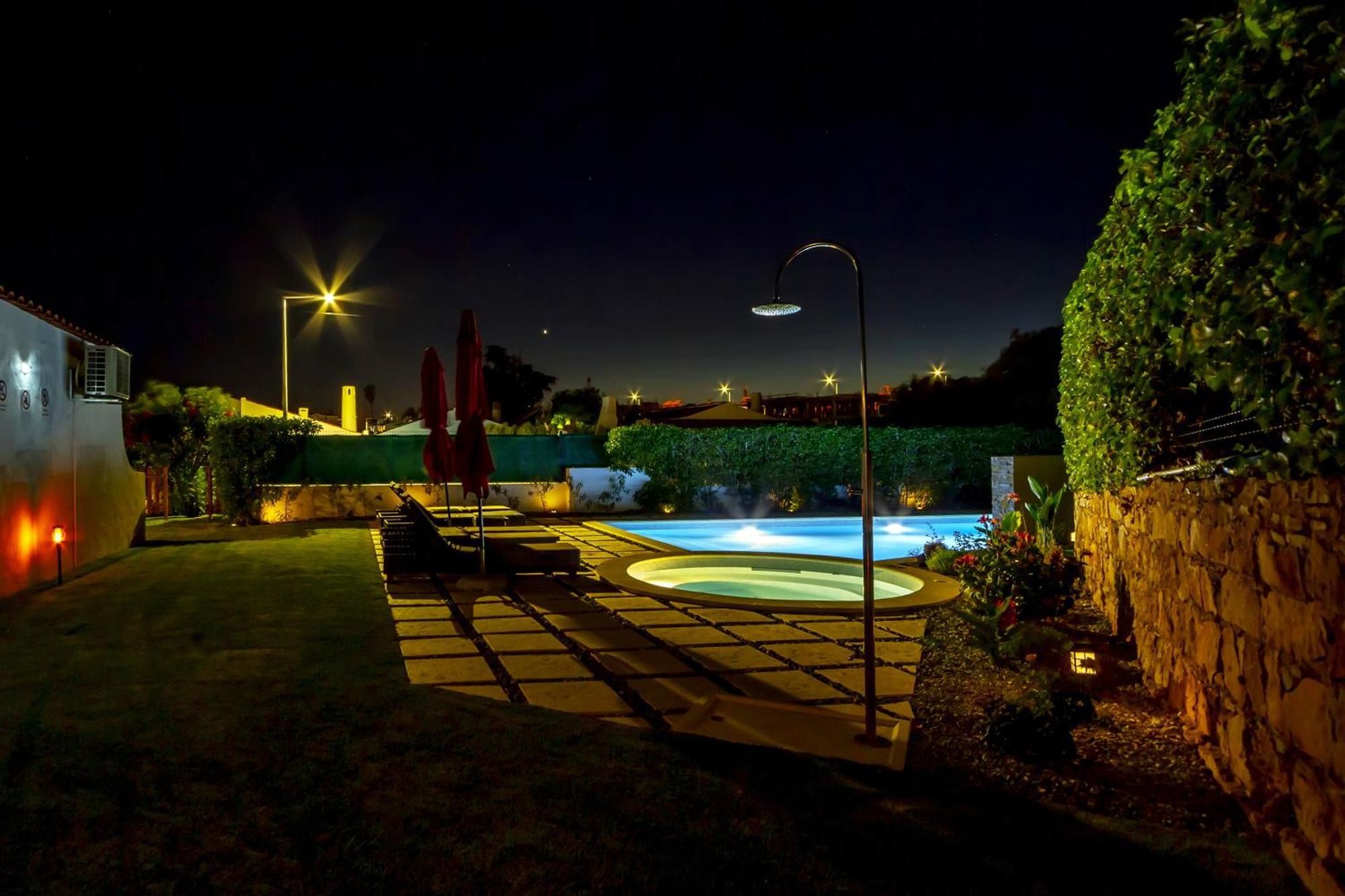 Lotus Villa 2, อัลบูเฟรา ภายนอก รูปภาพ